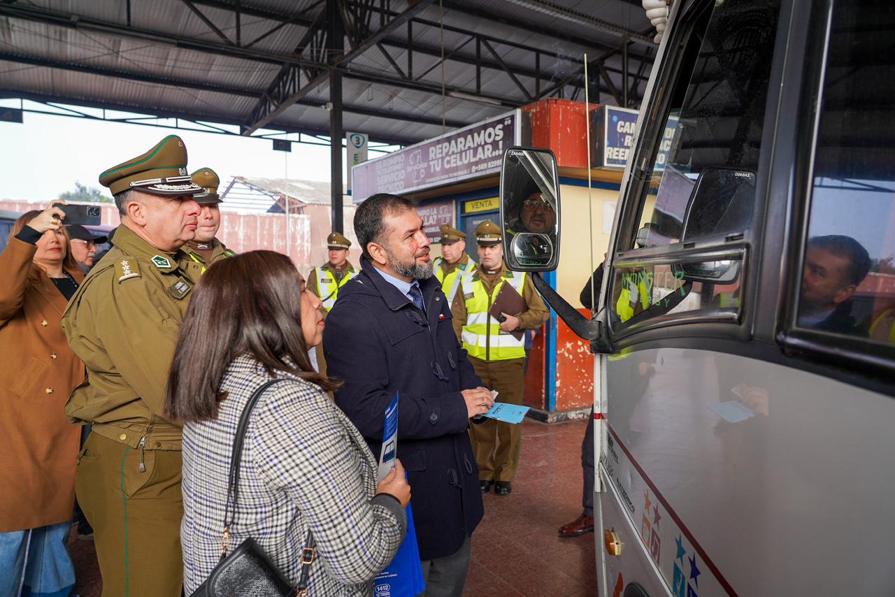 Despliegan fiscalizaciones preventivas por interferiado del 21 de Mayo en Terminal de Linares