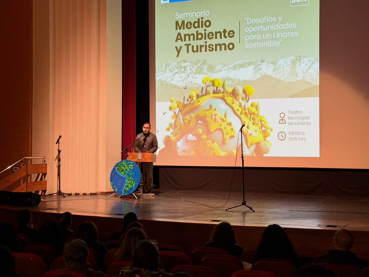 Oficina de Turismo de Linares impulsa la sostenibilidad en seminario sobre Medioambiente y Turismo